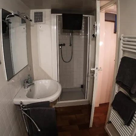 Cozy House Apartment