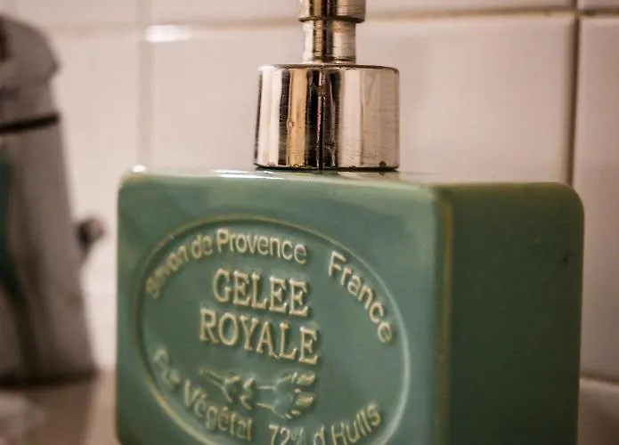 Cozy House アパート