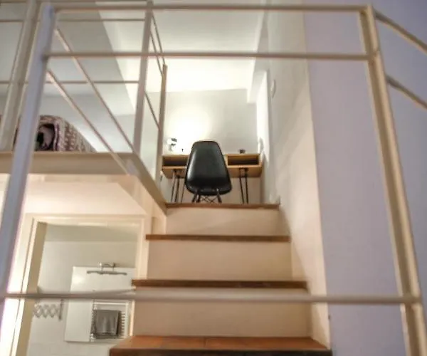 アパート Cozy House